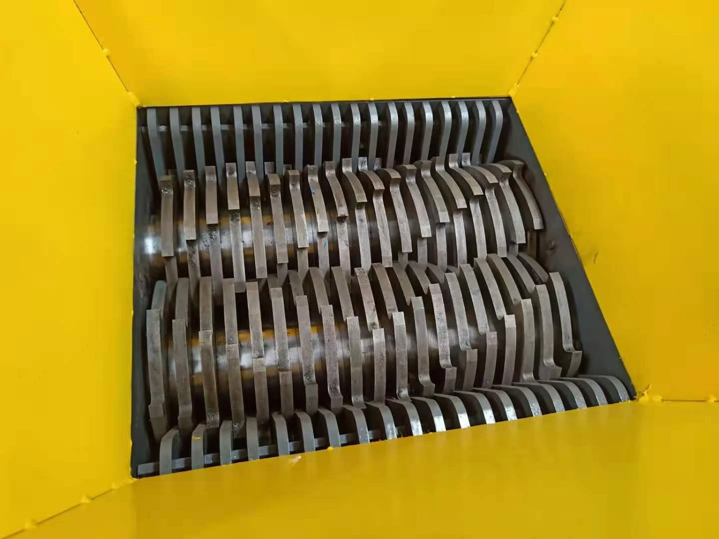 Dete Customized double shaft metal shredder crusher machine box shredder blade part of Plastic and rubber machinery