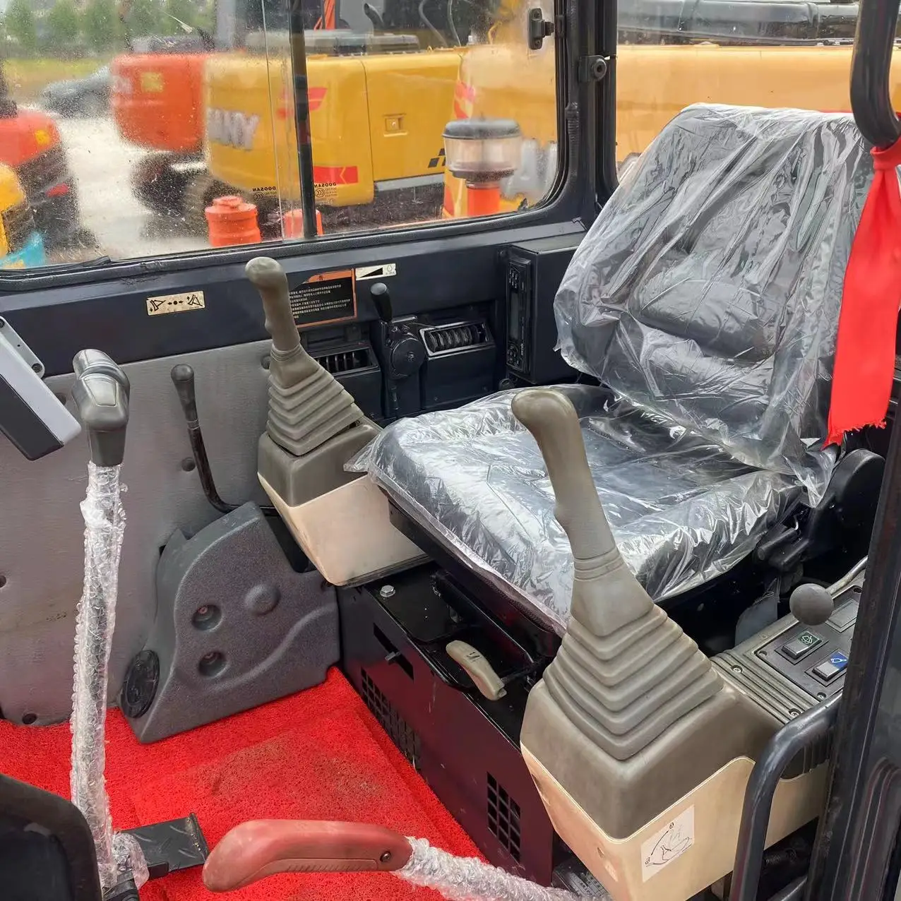 Mini Used Doosan DH55 Excavator 99% New Affordable price in Stock Guaranteed Caterpillar Hitachi Kobelco Original Used Excavator