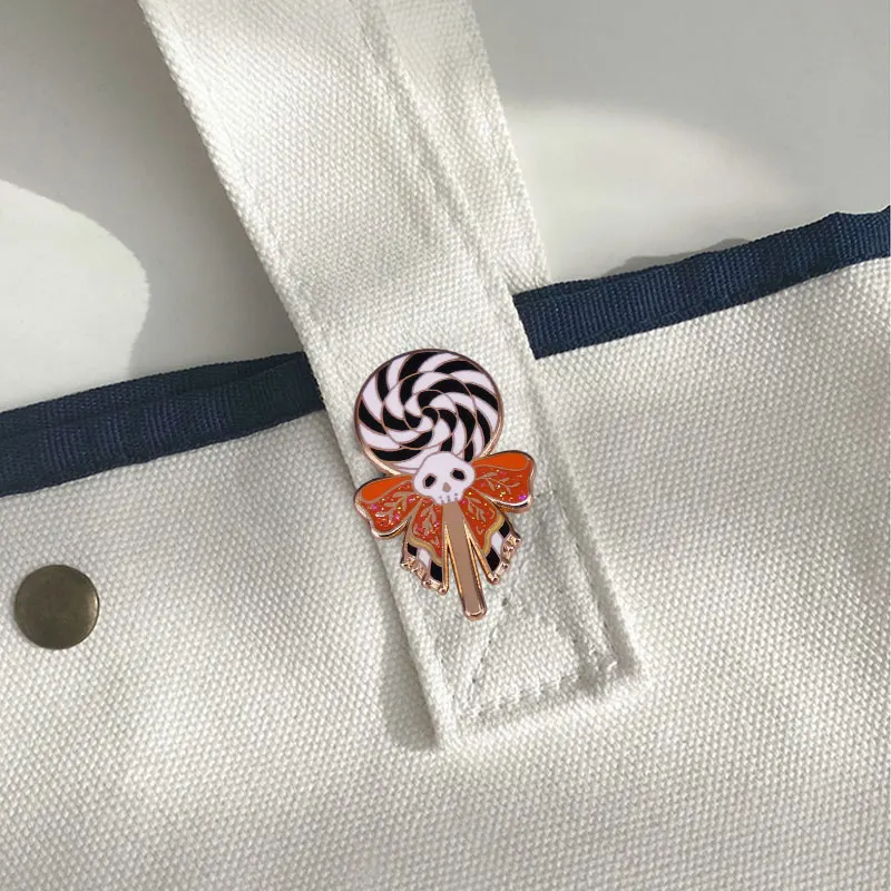 Skull Lollipop Enamel Pin Halloween Candy Brooch Glitter Spooky Lolly Lollipops Sugar Sucker Jewelry Accessories