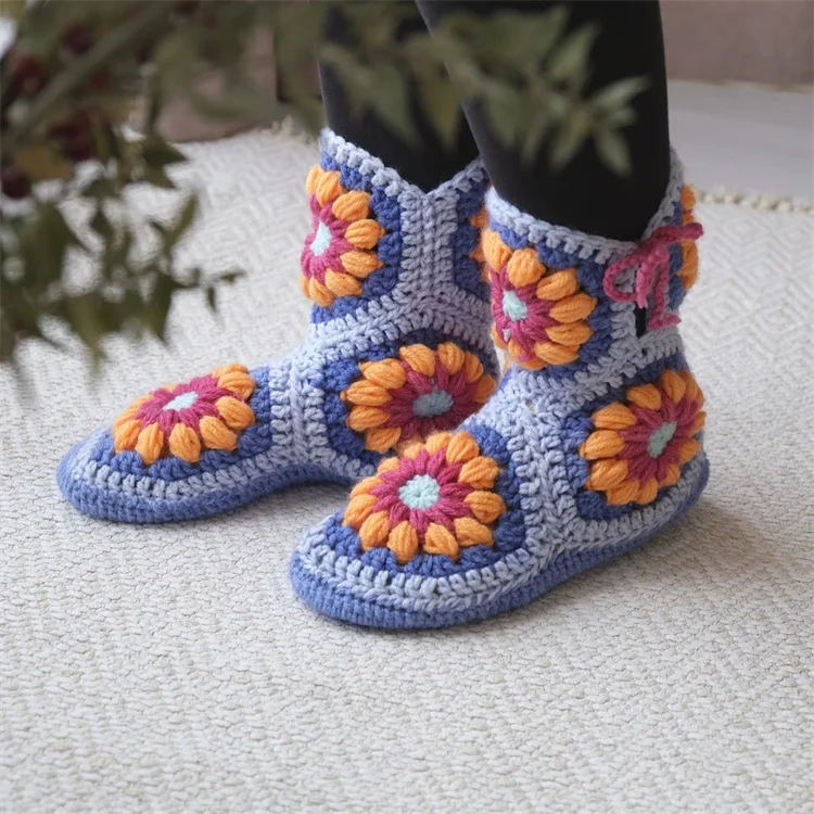 Vintage Crochet Adult Cozy Fringe Moccasins Indian Beaded Slippers