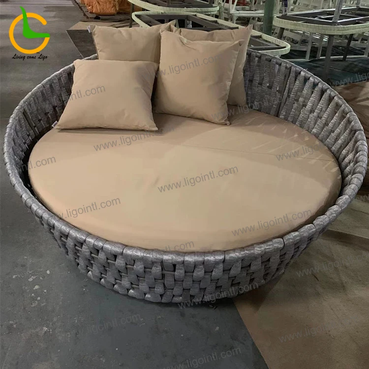 Popular Patio Waterproof outdoor round sofa bed rattan day bed big size sofa bed