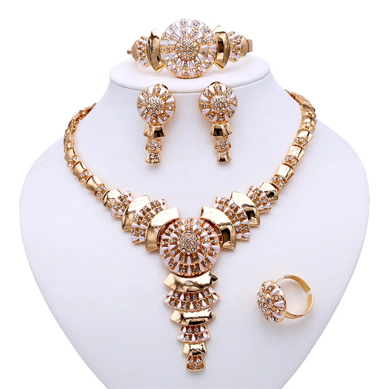 Комплект ювелирных изделий из сплава 4 шт.