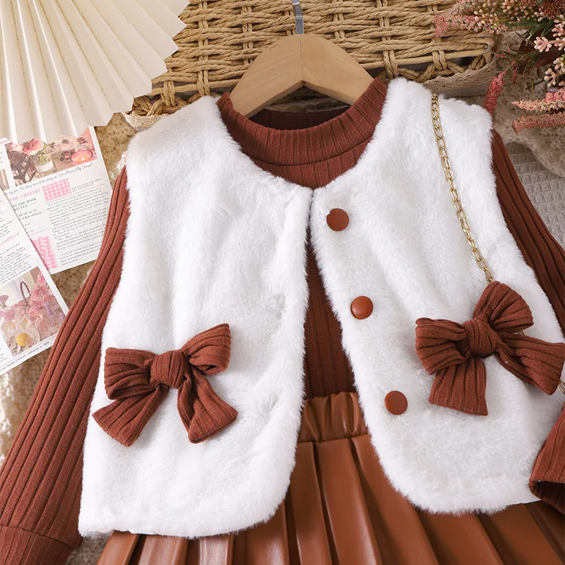 Girls casual clothing sets autumn and winter new long sleeve + sweater vest + PU leather skirt girls three-piece suit