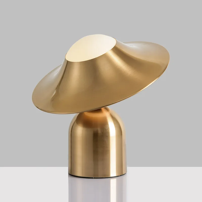 Modern style table lamp for living room LED bedside table lamp personality design table lamp