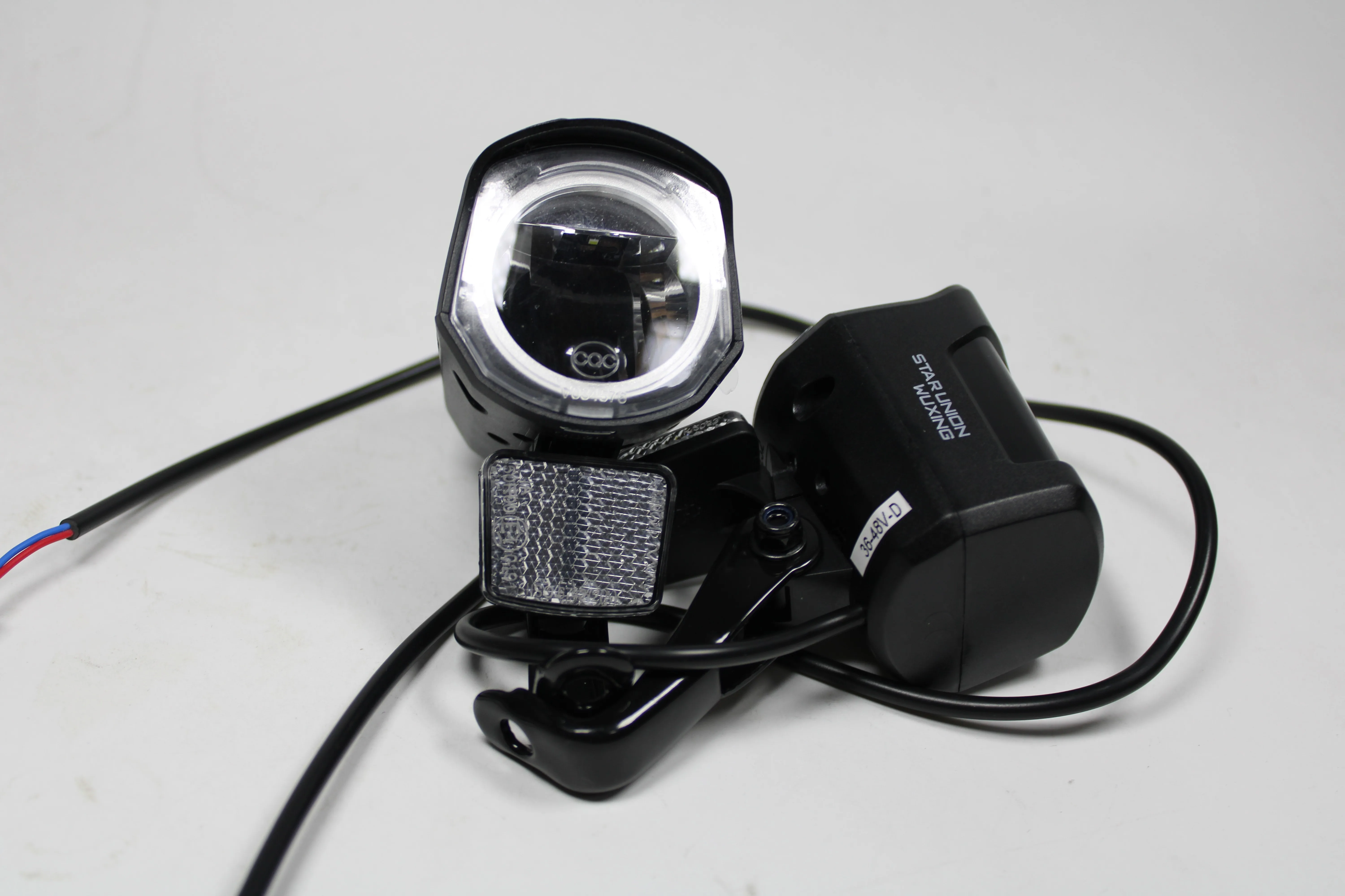 Electric Bicycle Headlights Waterproof rating bike front light Equipment bike accessories bicycle