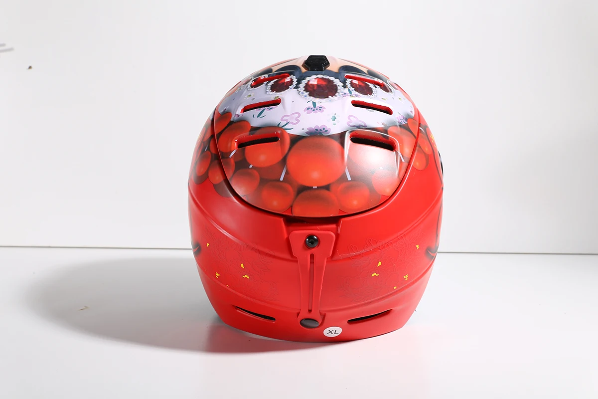 MOON Most Popular CE Certificated Custom high-quality Class Ski Helmet with visor For Snow Sports Helmet