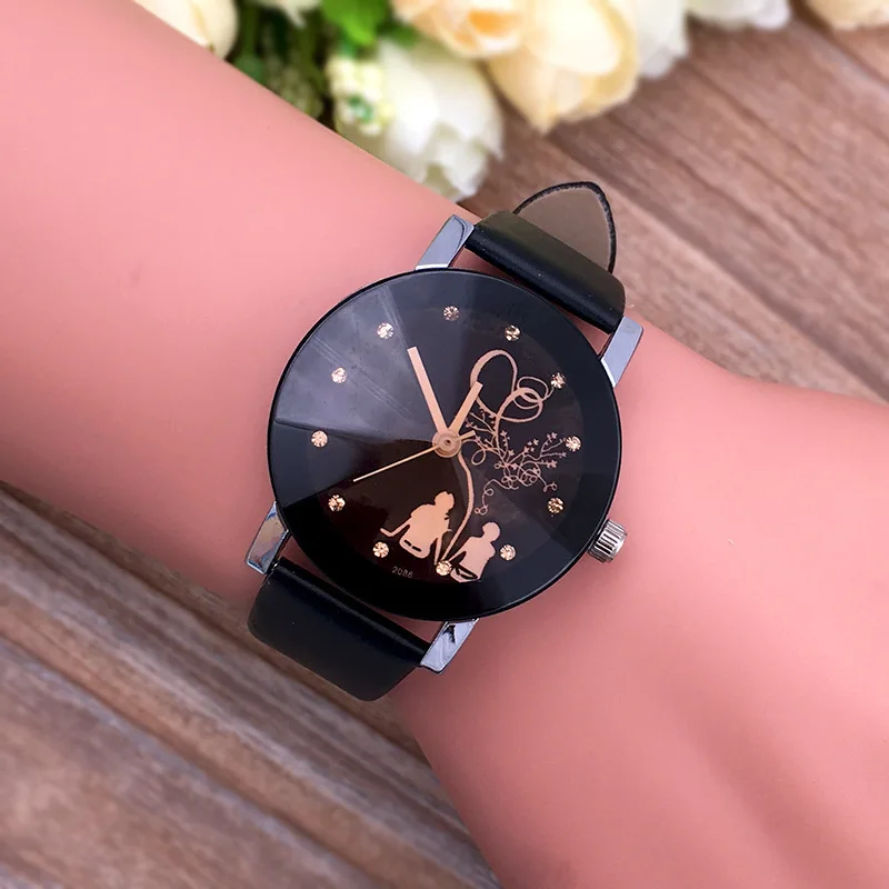 Wholesaler cheap cute pair watches for couples leather strap casual quartz romantic Electronic couple watches