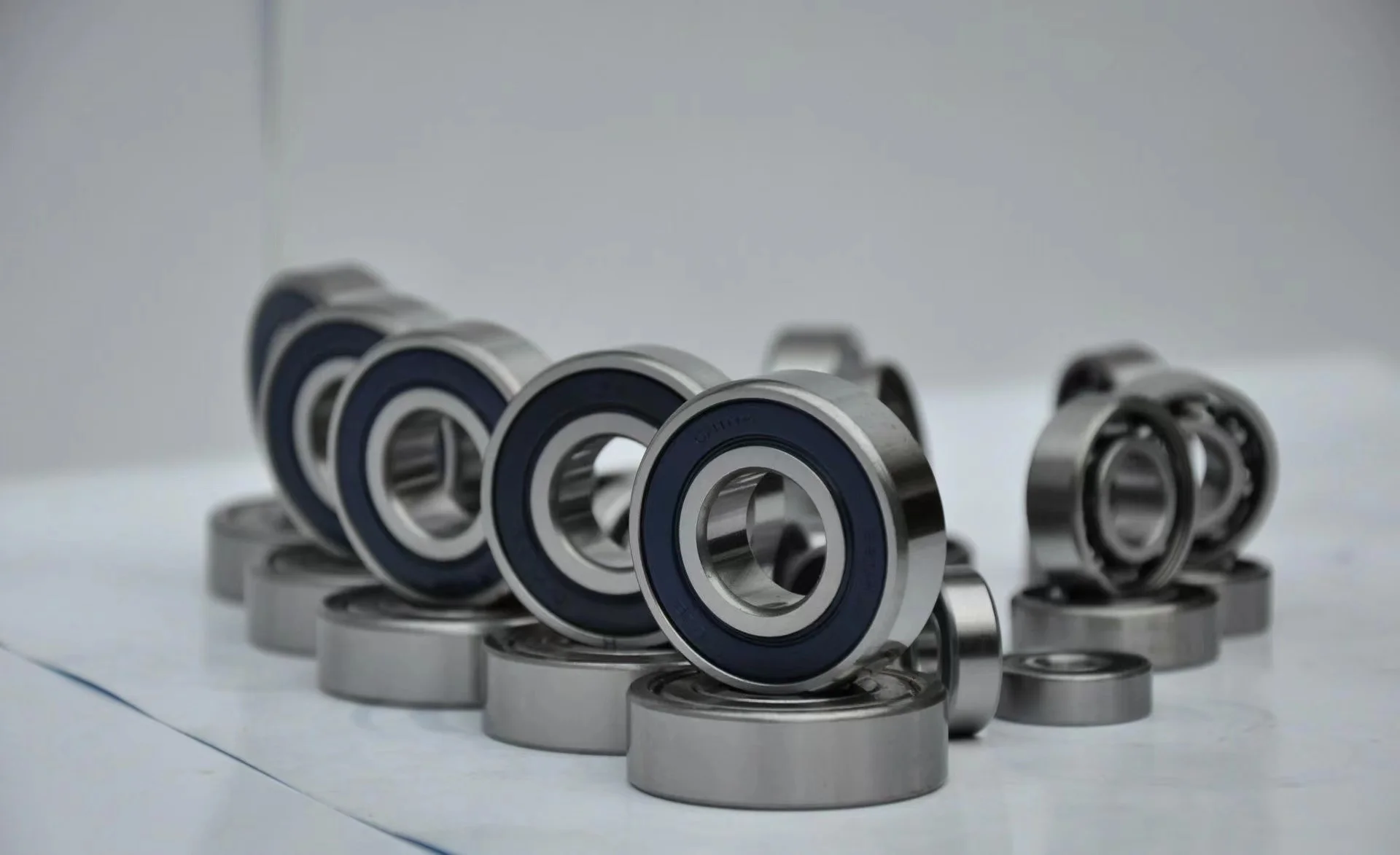 16949 certified manufacturers specify stainless steel deep groove ball bearings 6003zz 2rs
