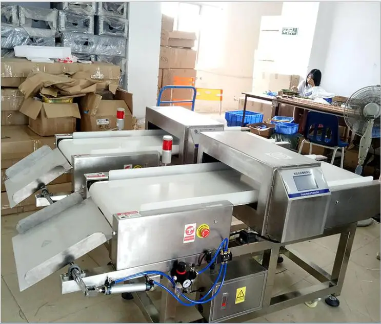 Professional Belt Conveyor Metal Detector For Food Detection Industry with rejection function