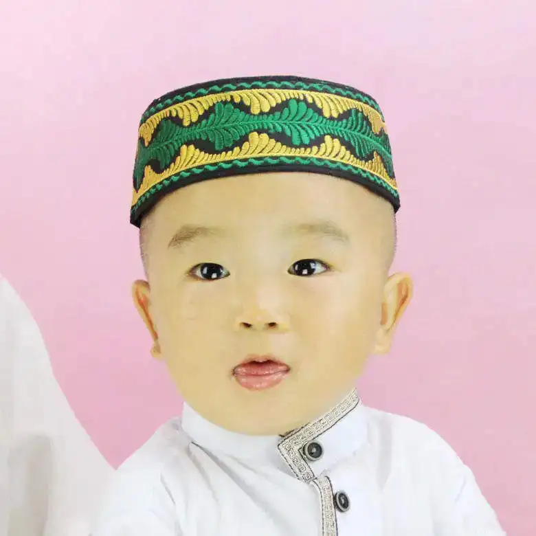 2023 New Design Embroidery Muslim Hat Uae Hat Ramadan Eid Flat Top Islam Prayer Religious Worship Cap