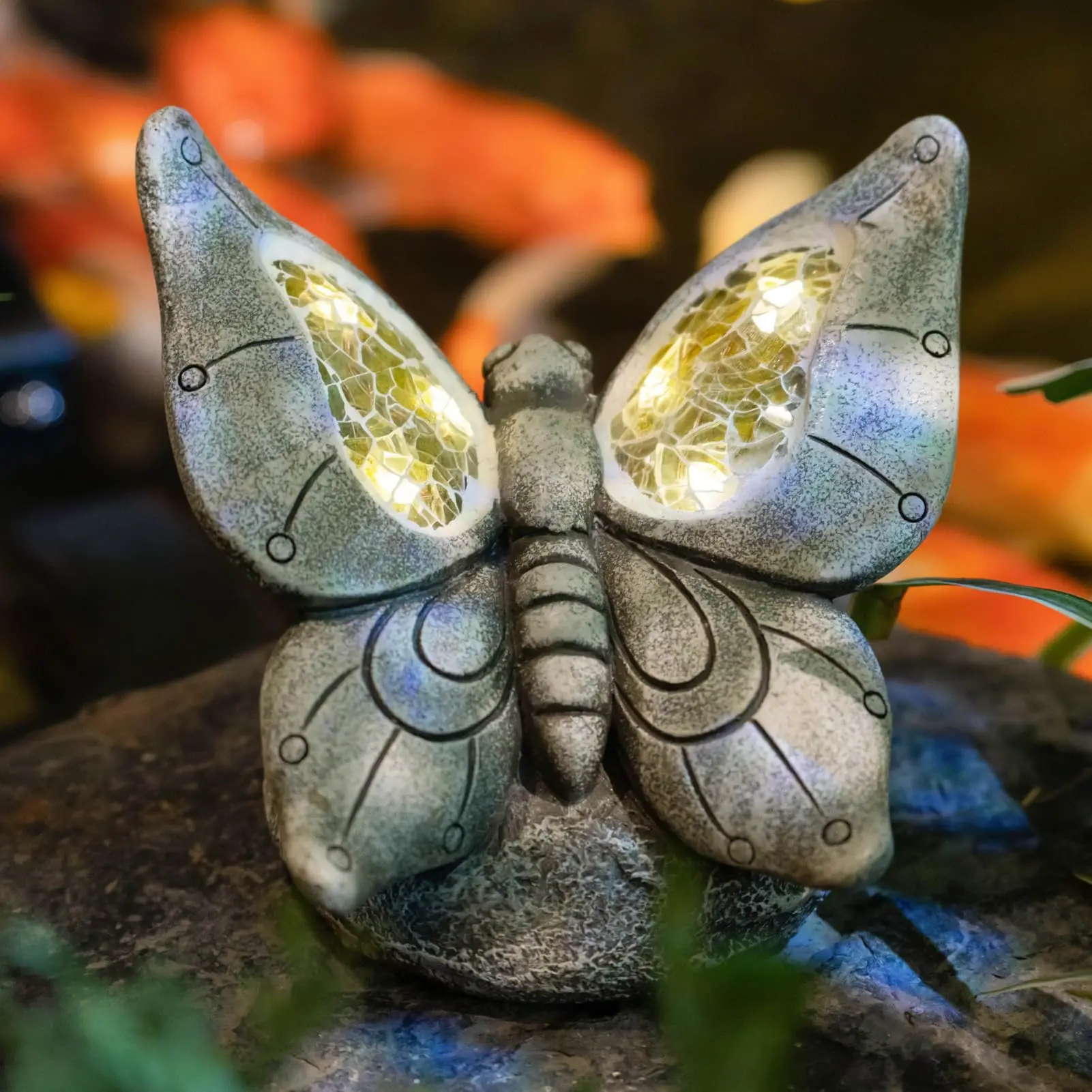 Butterfly resin statue solar light holiday gift garden garden decoration