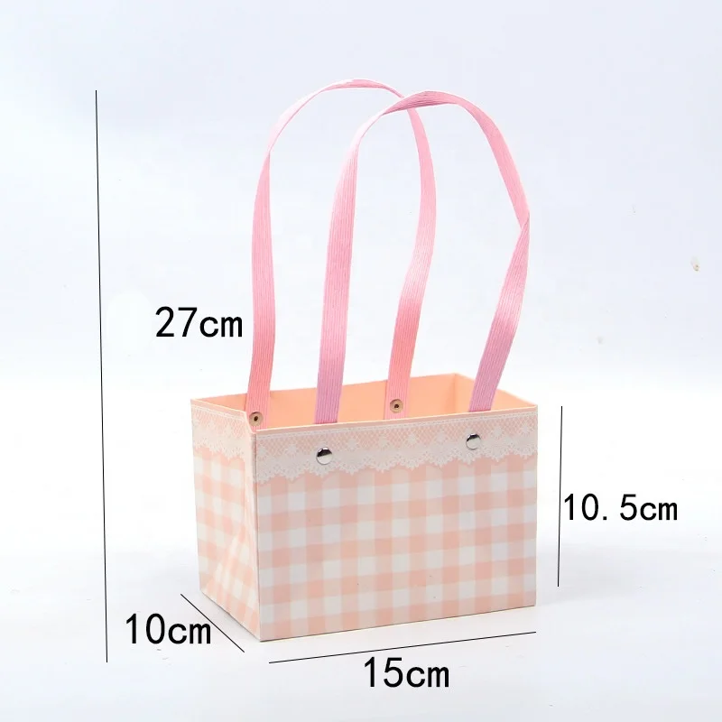 Checkered Square Portable Kraft Paper Waterproof Flower Box Florist Handy Flower Bags Mini Wedding Favor Party Rose Storage Box