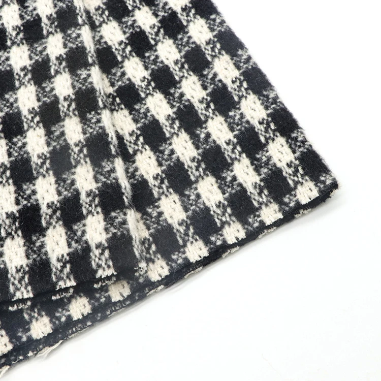 recycled heavyweight yarn dyed jacket fabric polyester woolen tweed fabric for women Suit