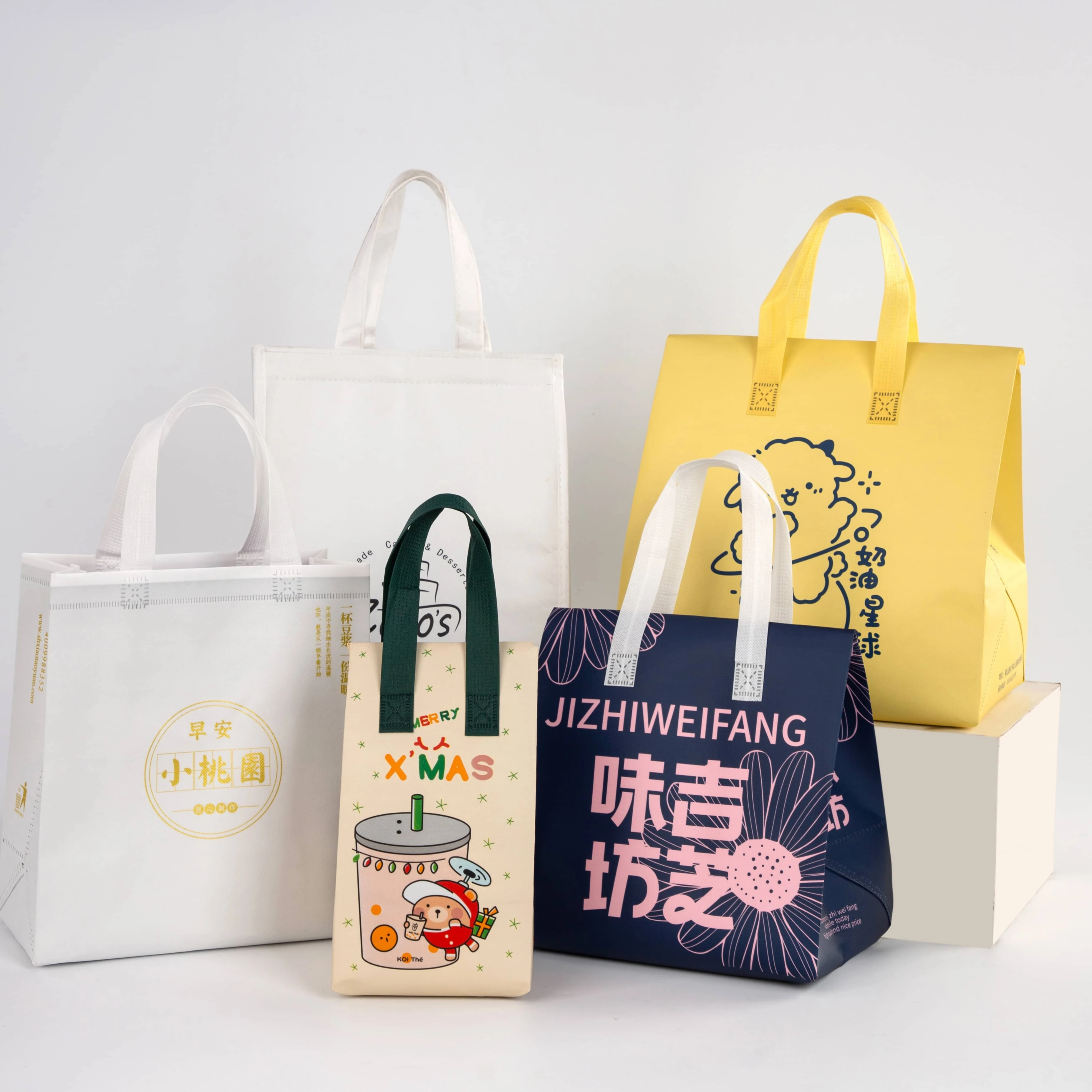 Support customized styles color logo non-woven cooler bags insulated takeout bags insulated food delivery bags