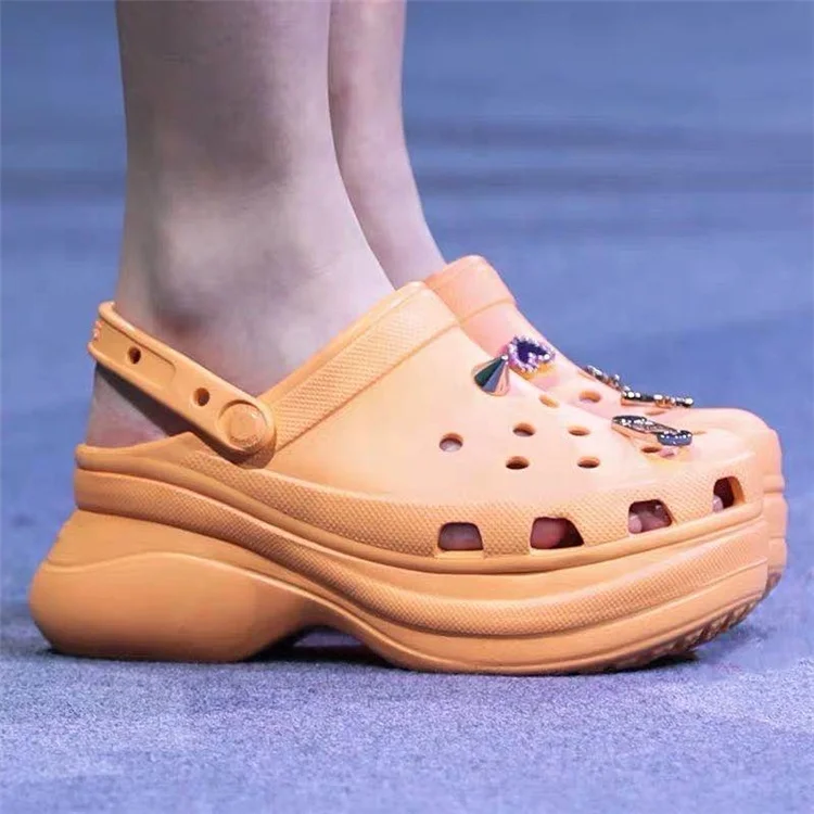 
Amazon popular Chinese factory price durable classic design heighten plus size summer women platform slippers sandals clog croc 