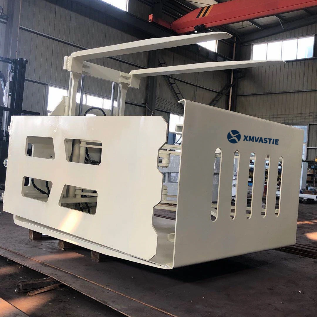 Best Quality Forklift Attachments Pallet Turnover Clamp with Pusher Tyre Clamp Forklift Stuck Accessories for Transportation