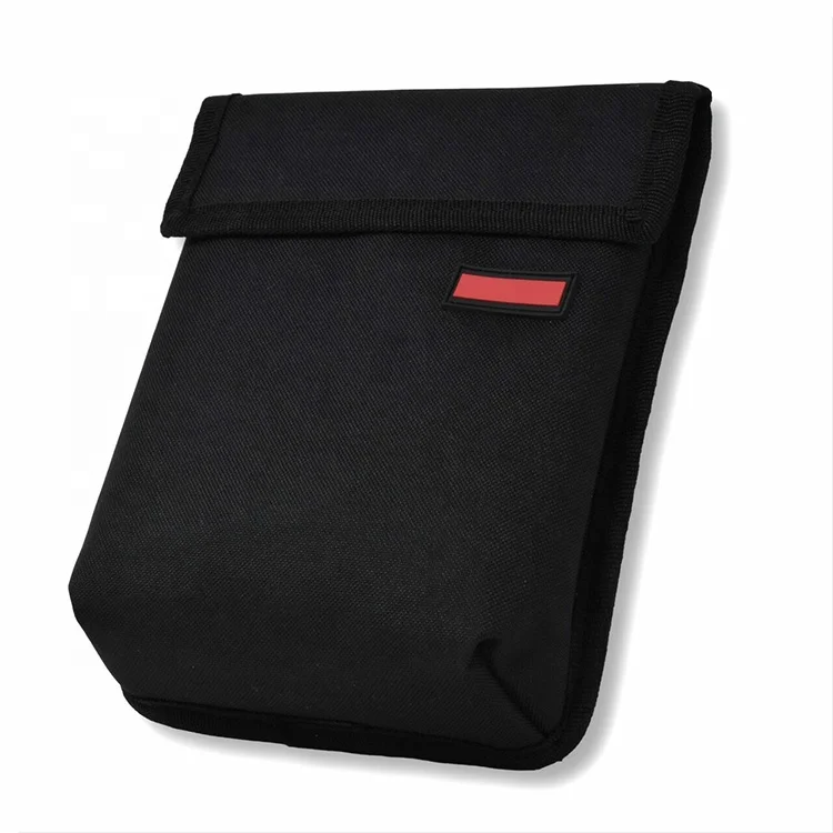 Wholesale Smell Proof Stash Bag Polyester Custom Logo Carbon Lined Mylar Bags Weed 3.5g Black Smell Proof Crossbody Shoulder Bag