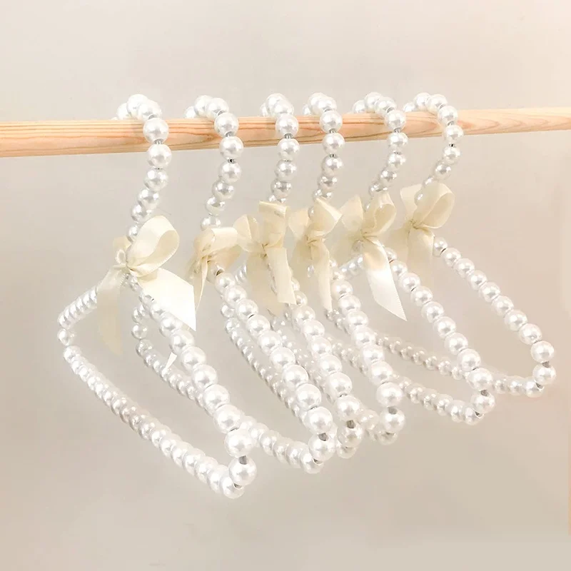 Wholesale Pearl Clothes Pants Hangers Bowknot Beaded Wedding Home Shop Daily Clothes Rack