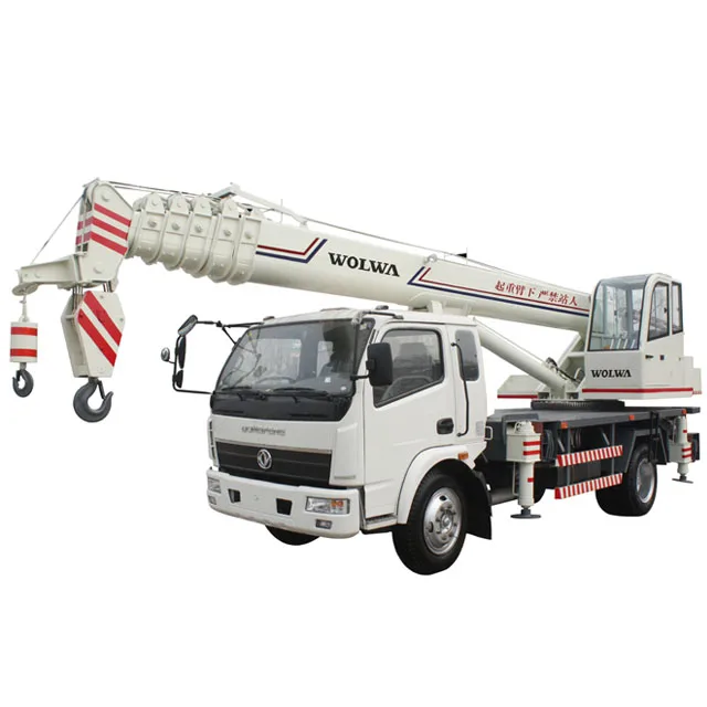 truck crane three wheel 3 ton tricycle crane diesel engine