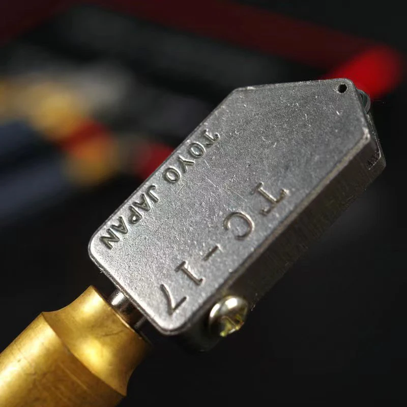 Manufacture Perfect Quality Japan TOYO TC17 Long Service Time Diamond  Oil Filled Glass Cutter