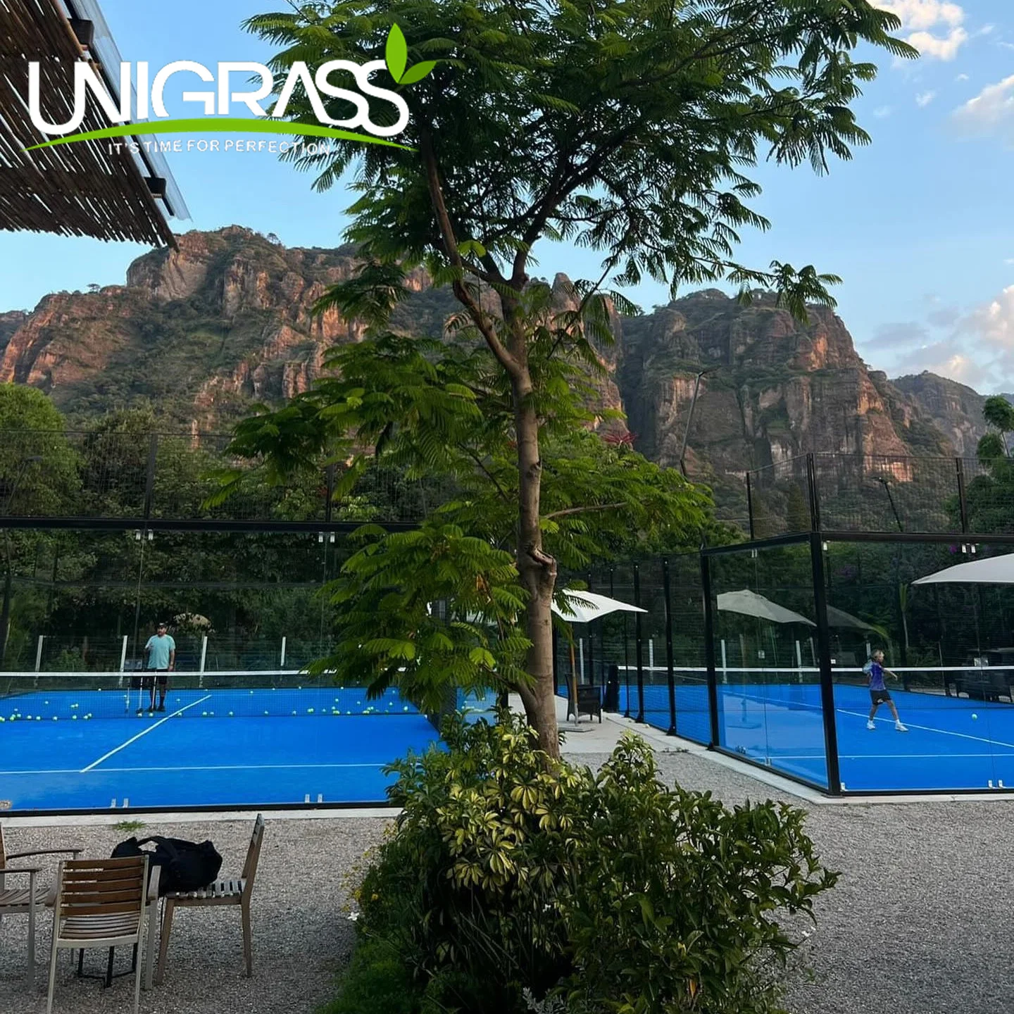 Стандартный панорамный настил для теннисного корта со стальными трубами и закаленным стеклом