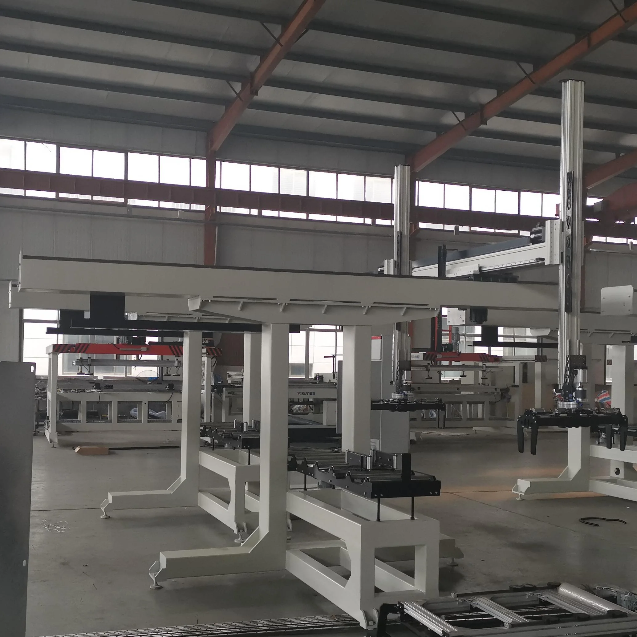 Low noise and easy to operate four axis stacker