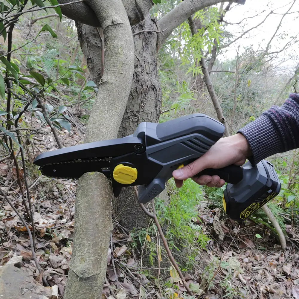 20V handheld mini chainsaw with battery Hand chain saw for cutting trees