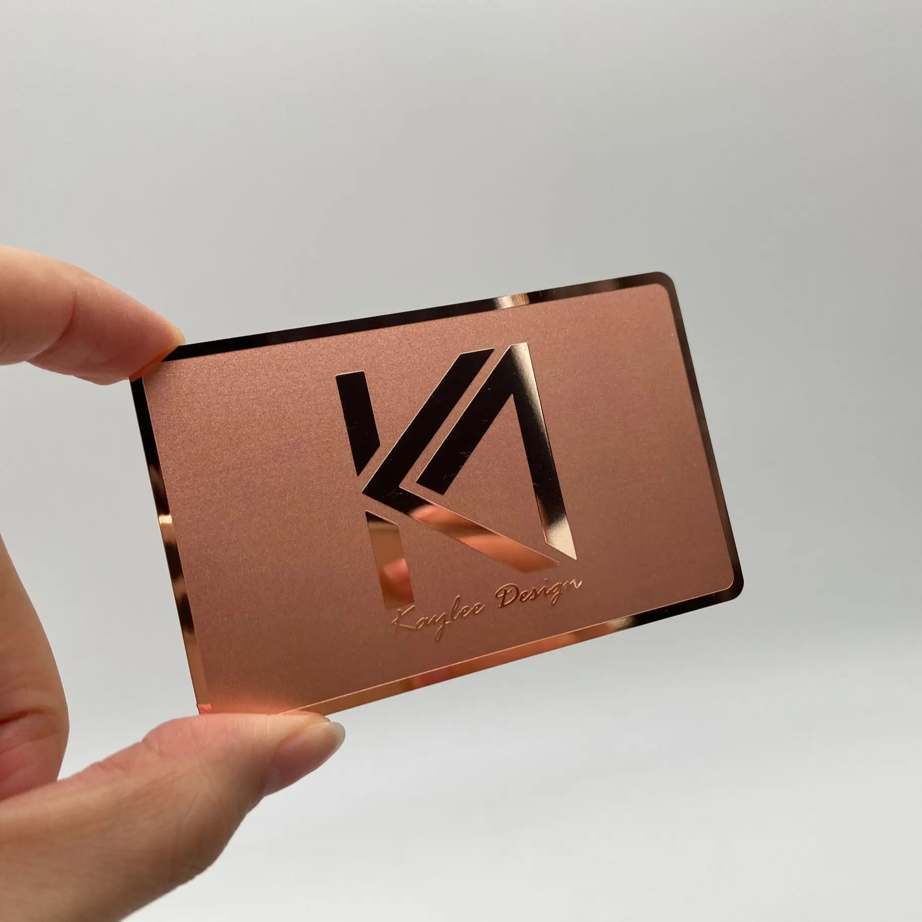 Пользовательские Золотые пластиковые латунные алюминиевые VIP визитные подарочные карты ПВХ металлическая карта членская