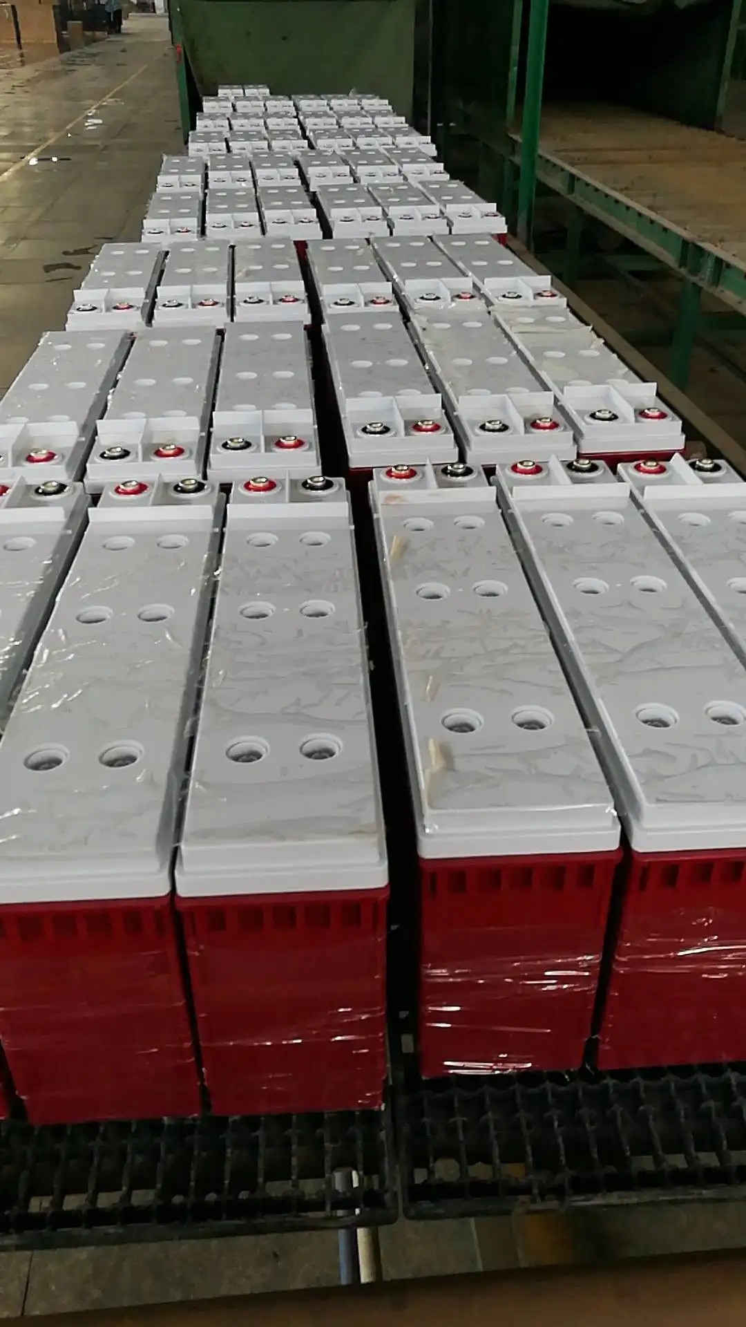 High Quality VRLA Solar Power Storage Battery Front Terminal Lead Acid 12V 200ah for System