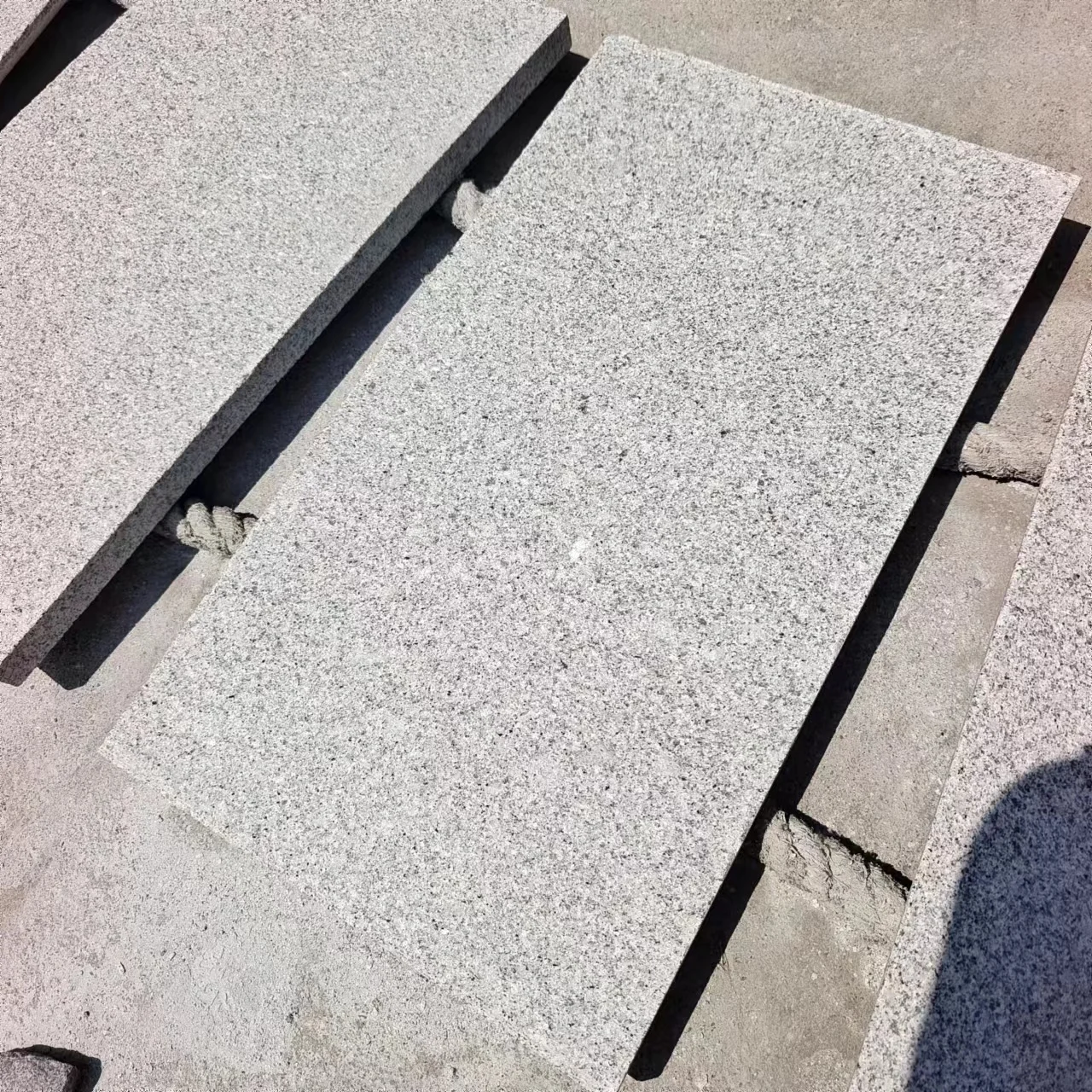 Hot sale G603 Granite Slabs,light grey white cheapest granite nature stone