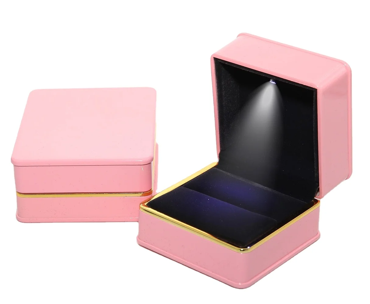2022 Luxury Custom Logo Color Plastic Piano Lacquer Led Ring Jewelry Box Packaging Necklace Box With Light