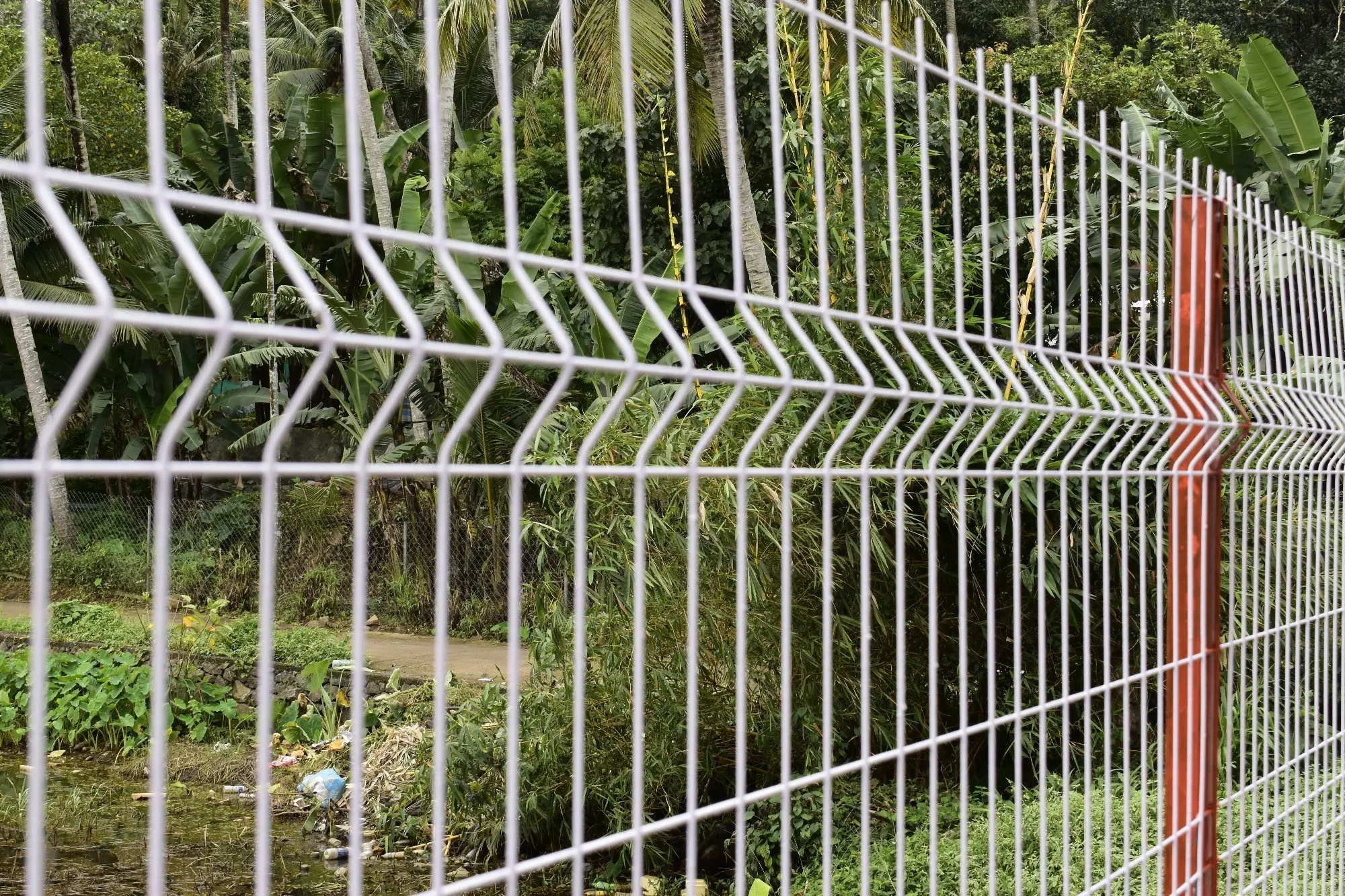 Decorative curved control panel Sustainable PVC coated 3D fence Affordable new best-selling 3D fence