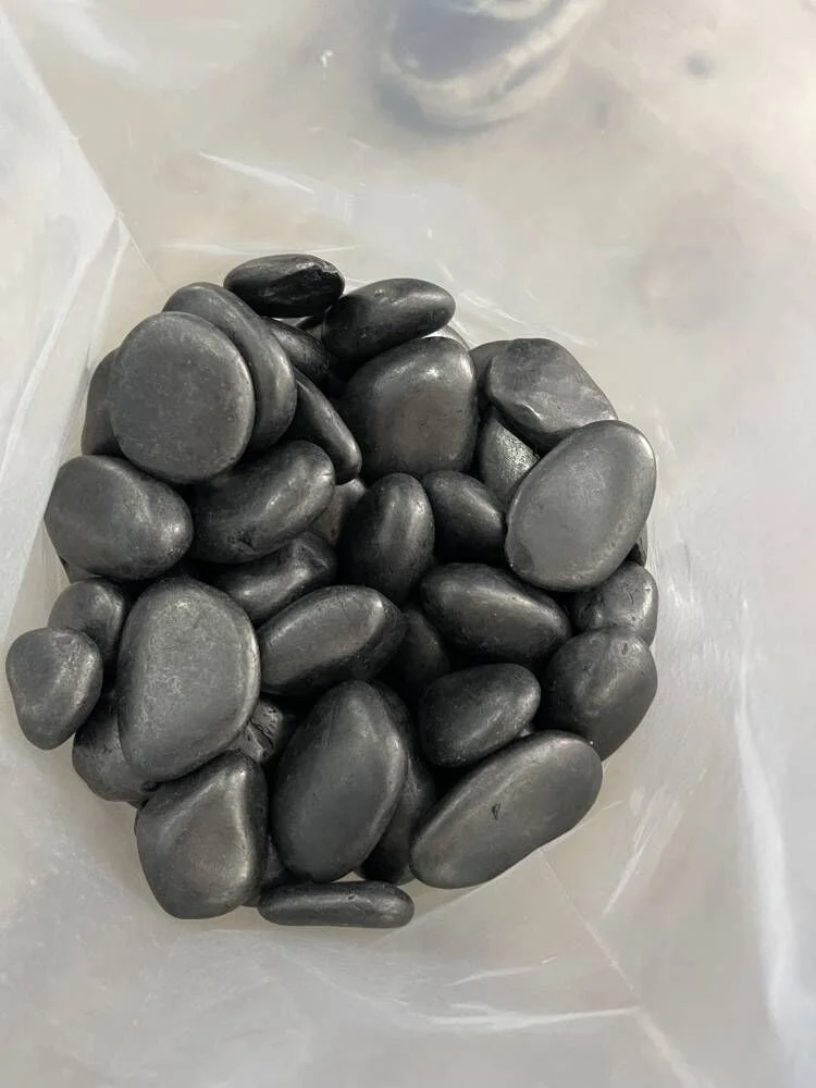 Natural Black Cobblestone River Rock round Natural Stone for Outdoor Application for Cobblestone Paths or Garden Decor