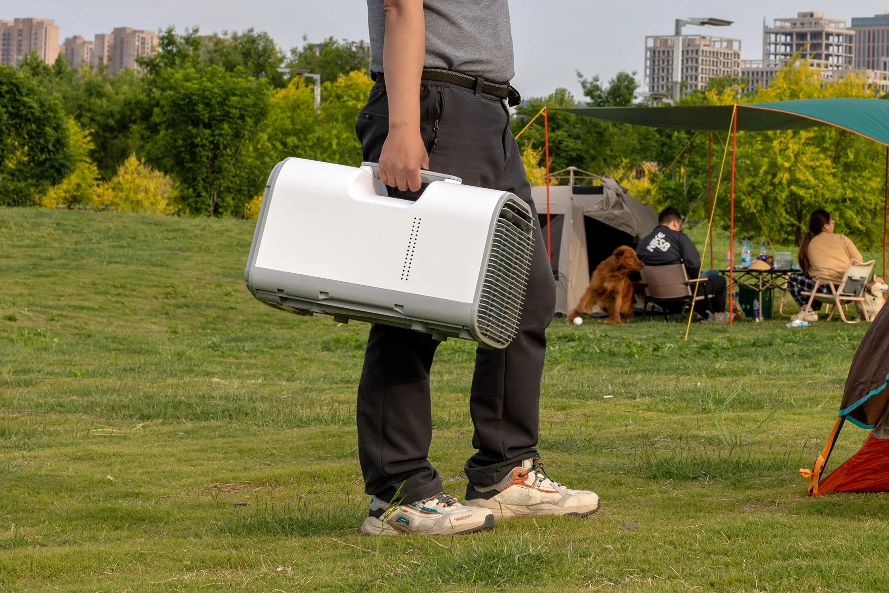 4200 BTU 12v Car Air Conditioner with 3 wind speed mode 110V 220V outdoor Air Conditioner Portable for Camping