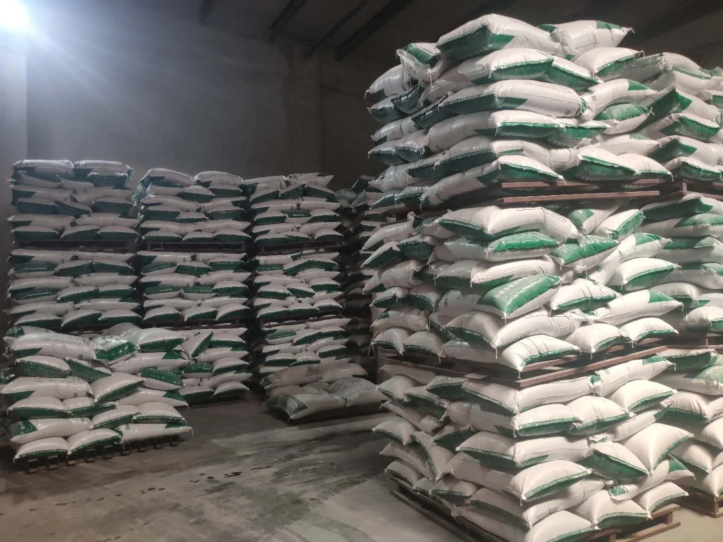 Hot Sale Factory Direct Supply Cow Feed Additives