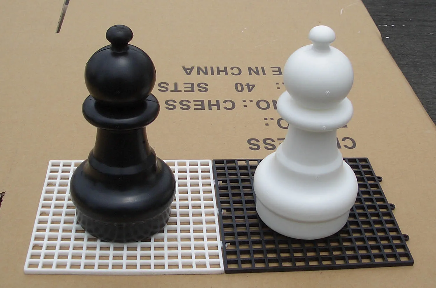 Outdoor  chess playground, lawn, beach, park use garden chess set Outdoor  chess + chessboard