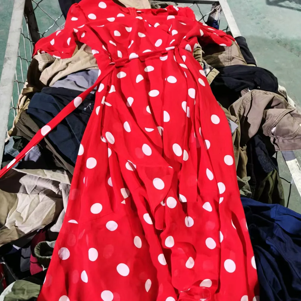 Vintage Second-Hand Summer Clothing Used Casual Cotton T-Shirts Second Hand Dresses Bales from uk 45kg 50kg