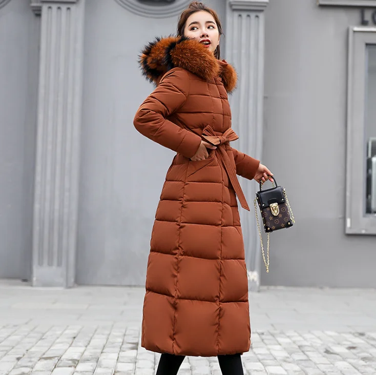 2020 winter new female long section over the knee slim thick coat large fur collar down cotton coat wholesale
