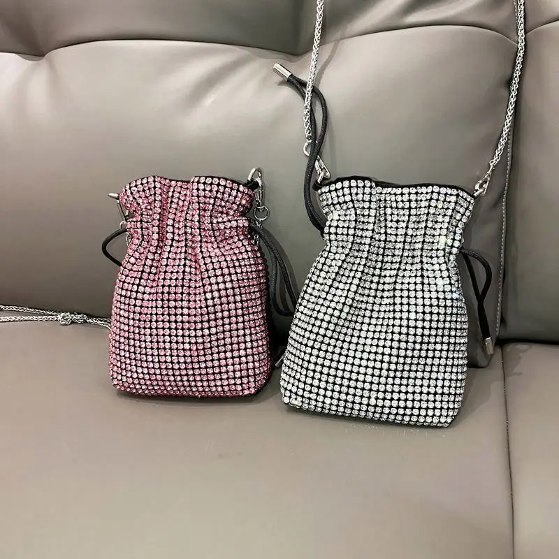 2023 Evening Handbags Clutch Purses for Women Metal mesh Small Crossbody Bag Cell Phone Purse Wallet