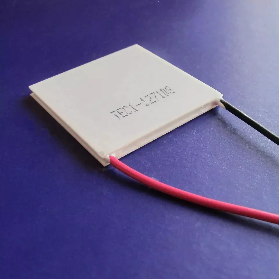 TES1-7102 Semiconductors Thermoelectric Power Generation Module TEG