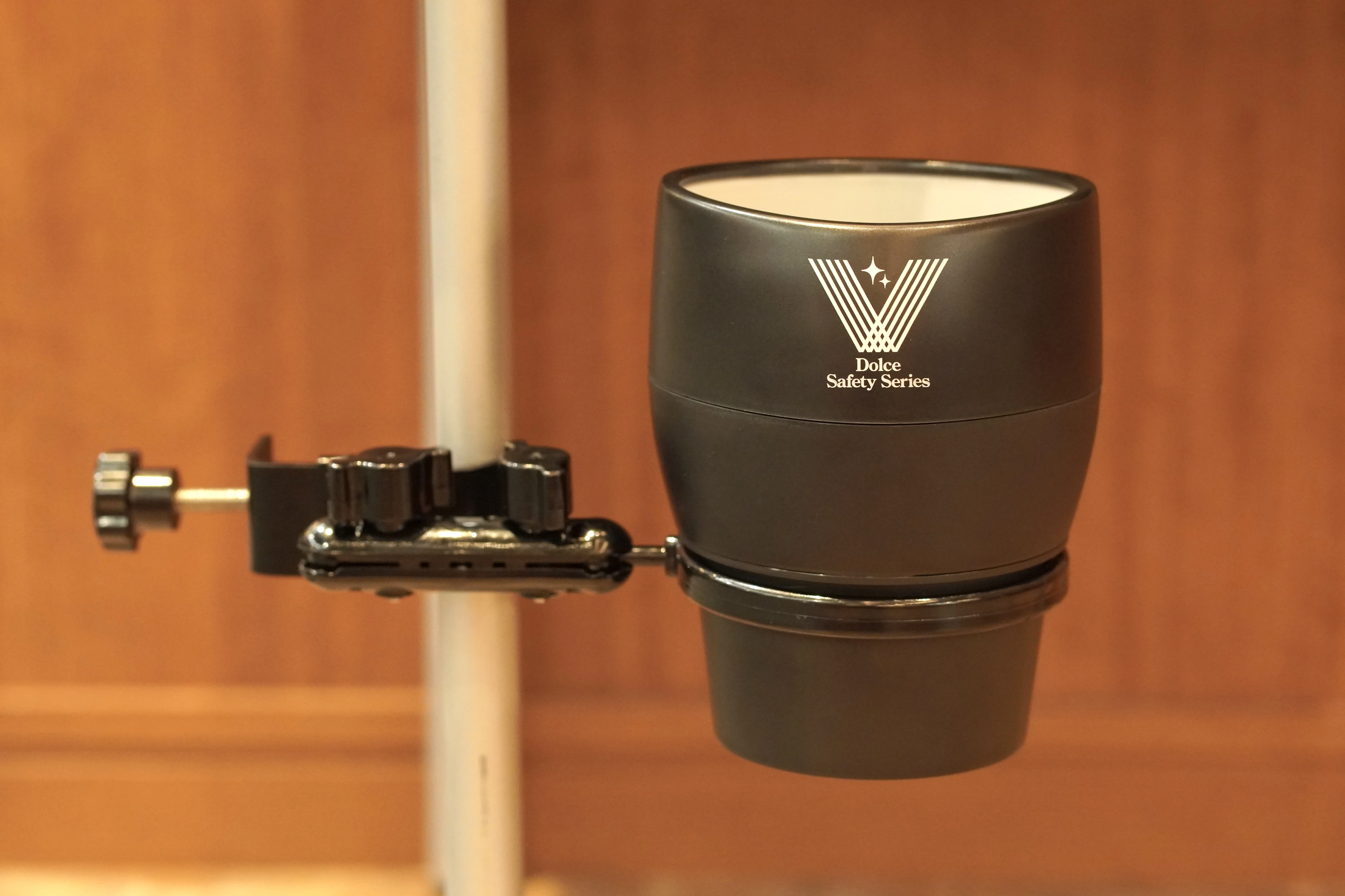 Deodorant effects anti-splash accessories for musical instruments