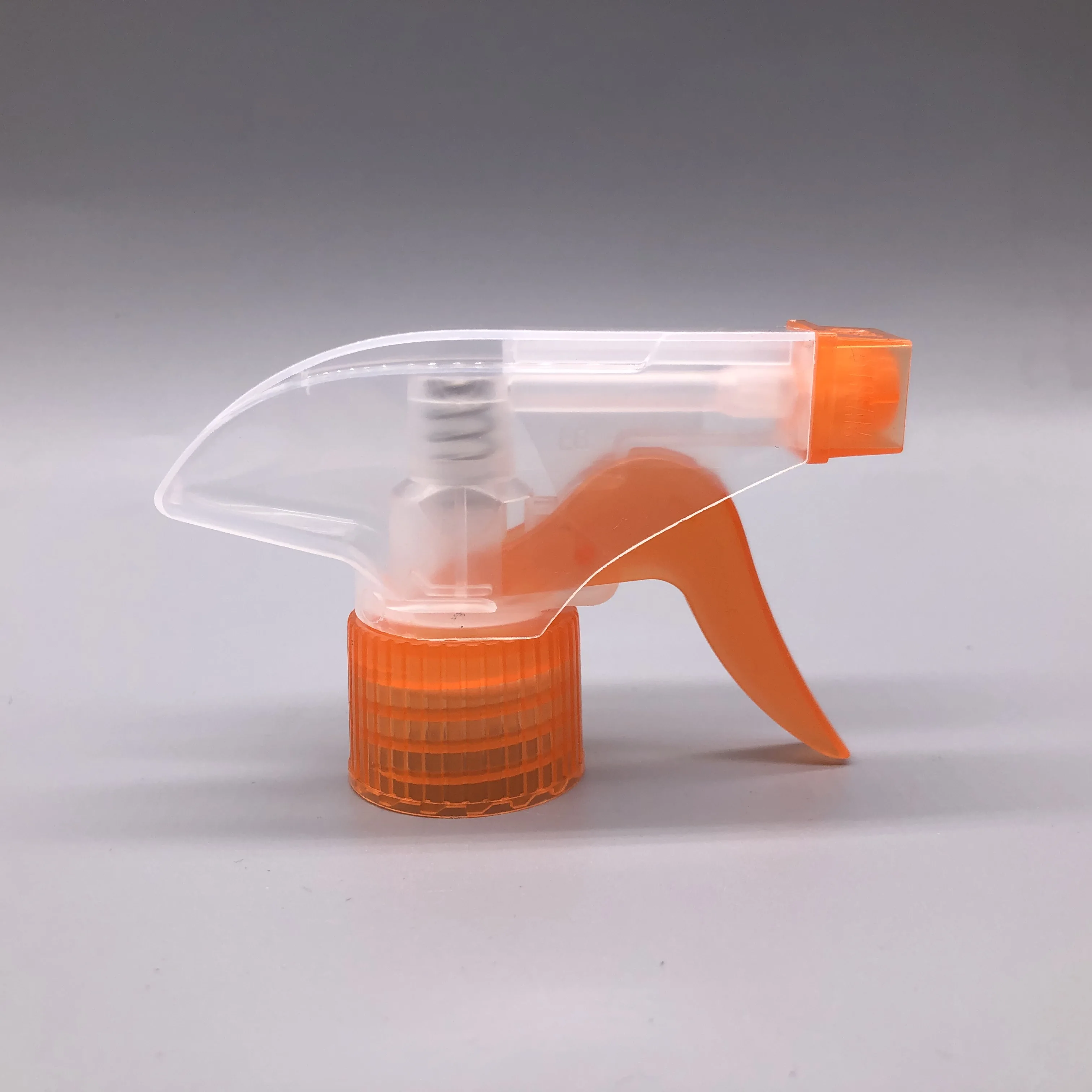 Бытовой пластиковый распылитель Zhenbao 28/415, триггерный насос