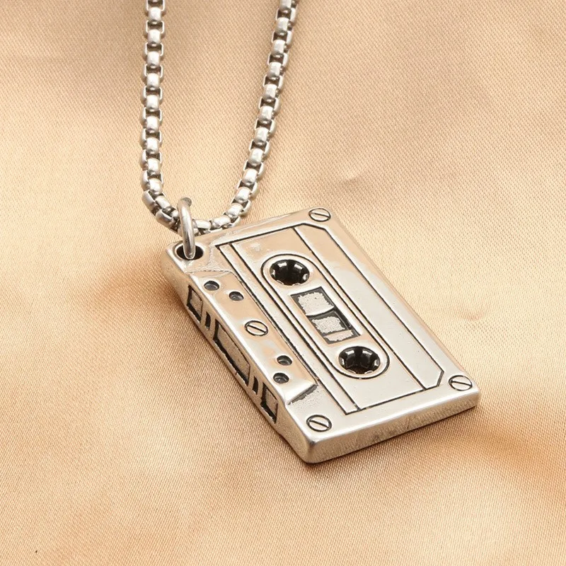 Punk Retro Fashion Men and Women Radio Tape Pendant Personalized Recorder Necklace Unique Jewelry Gift Wholesale
