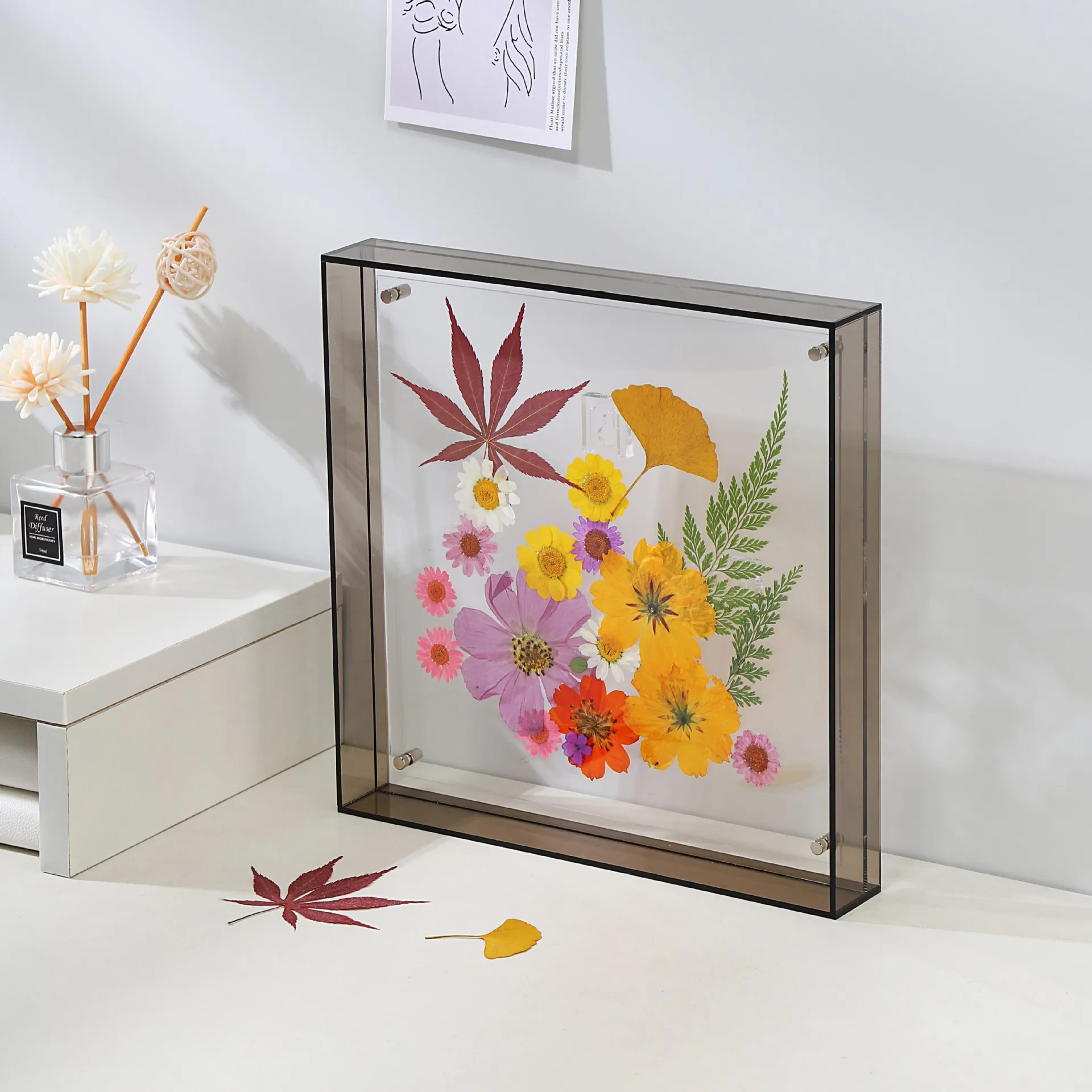 Custom Clear Acrylic Magnetic Floating Picture Display Frame Wall Mounting 6inch Acrylic Photo Frame