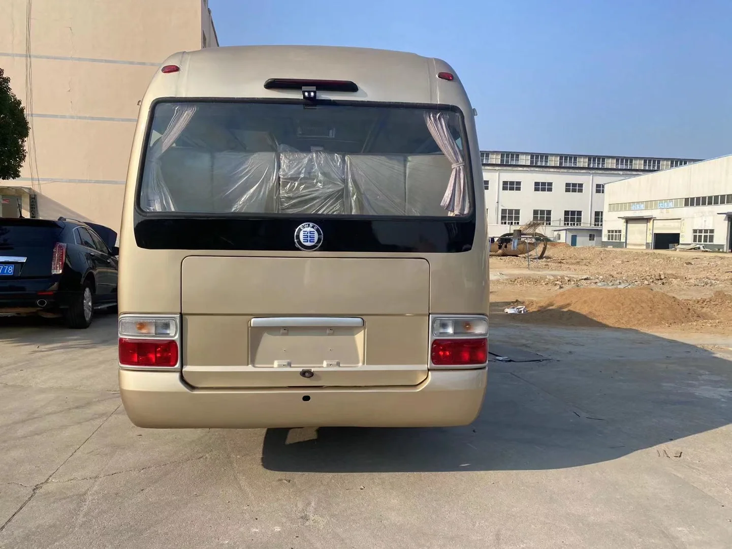 Hot Selling toyota coaster bus 30 seats 4*2  For Sale