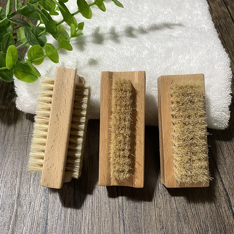 Custom Logo Pedicure Tool Beech Wood Nail Dust Brush Dual-Sided Soft Boar Bristle Nail Cleaning Brush For Fingernail Toenail