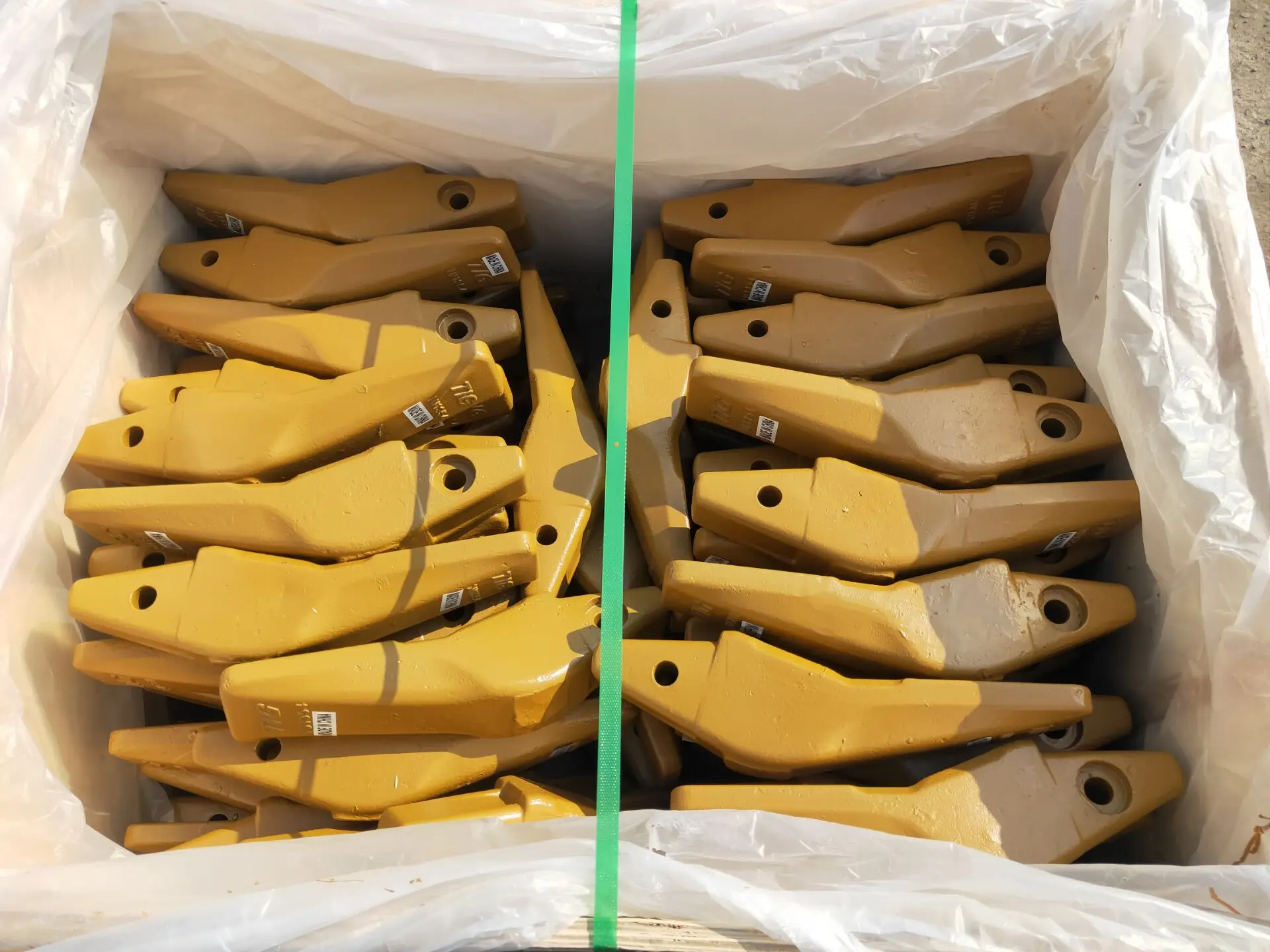 G.E.T Casting Spare Parts Ground Engaging Tools Excavator bucket teeth adapters 6I6354 3G8354 6I6464