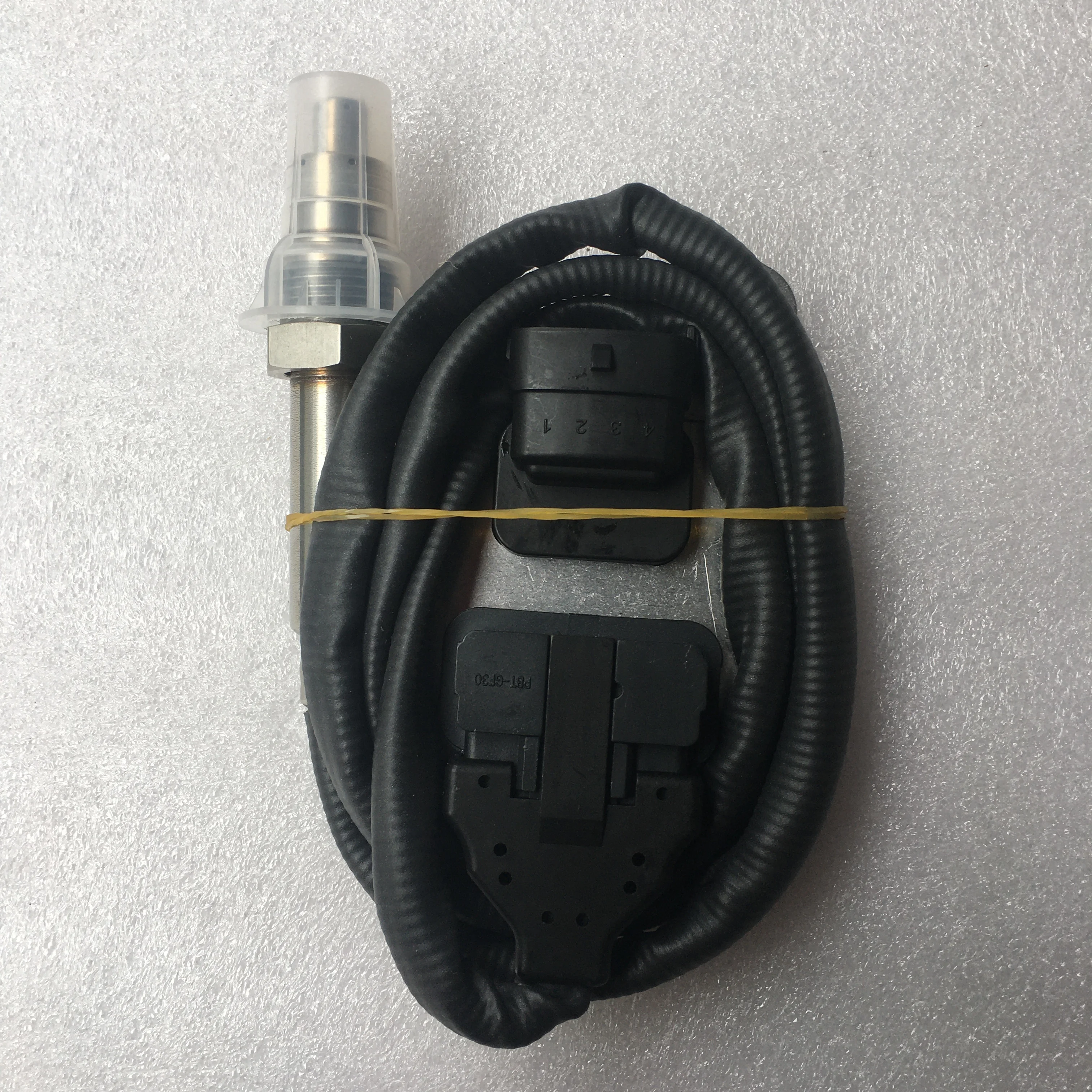 Оригинальный новый датчик азота и кислорода 5WK96674A 2894939 масла по хорошей