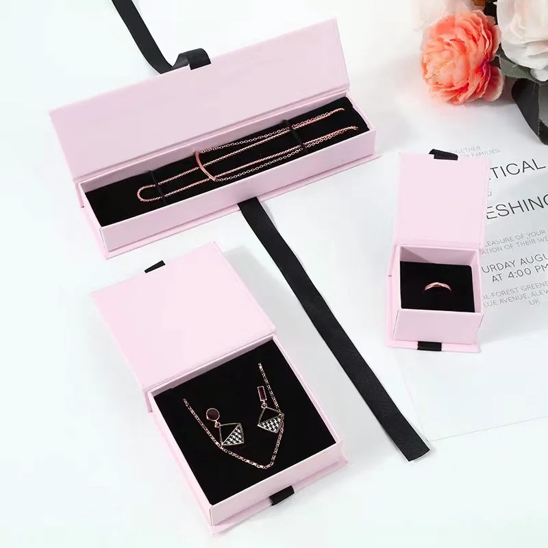 Luxury Custom Ring Jade Pendant Packing Box Luxury Packaging Cardboard Magnetic Jewelry Box With Velvet Insert
