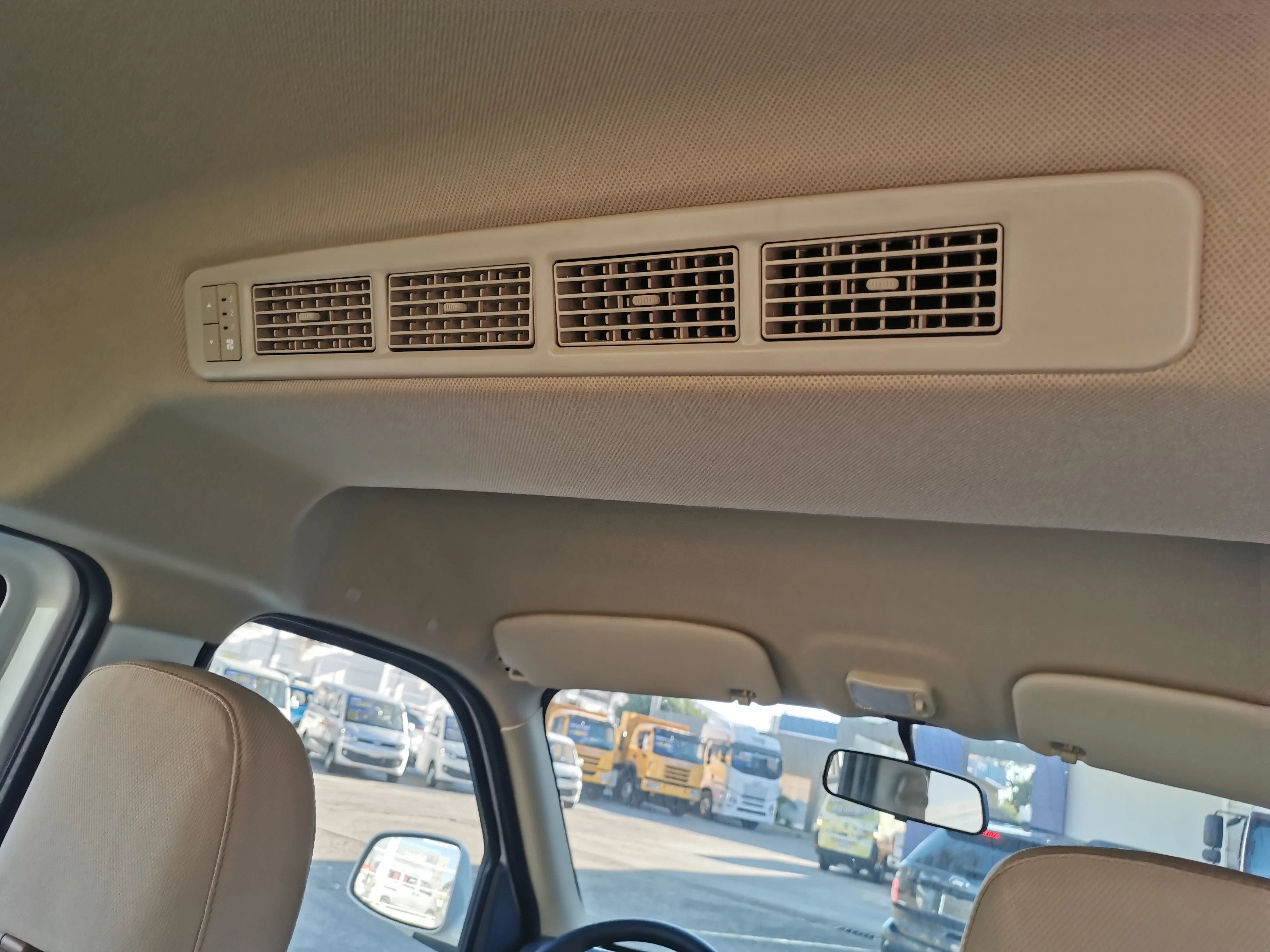 
BEST SELLING FOTON 8-11SEATS MINIVAN WITH 1500CC GASOLINE ENGINE 